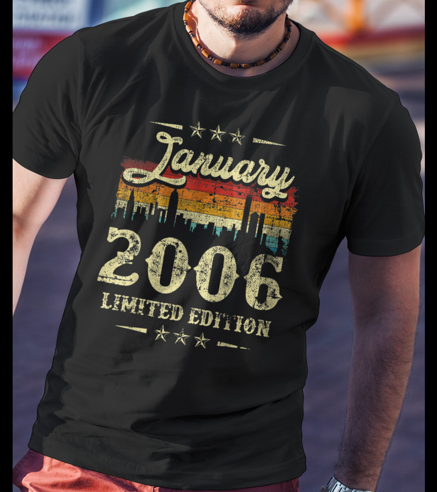 January 2006 Vintage Classic Stars Retro City Skyline T-Shirt