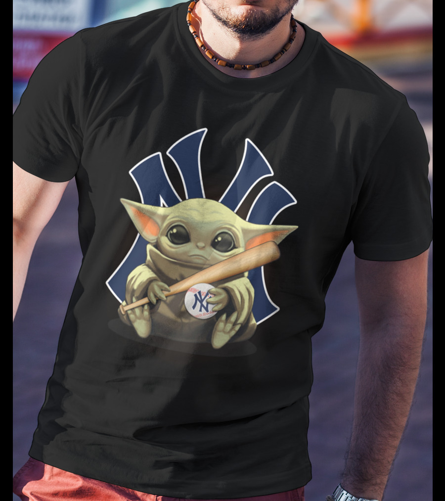 Yoda Star Wars With Yankees Baseball And Bat T-Shirt