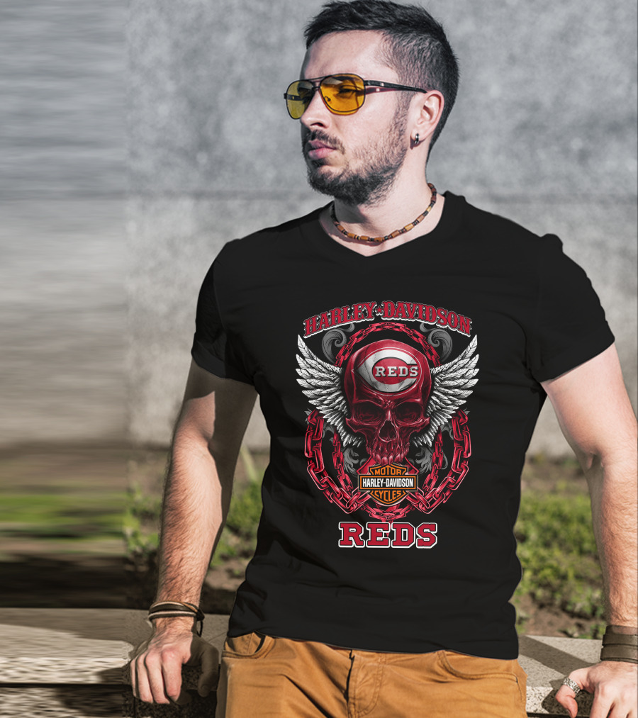 Harley Davidson Cincinnati Reds Skull Wings Chain T-Shirt