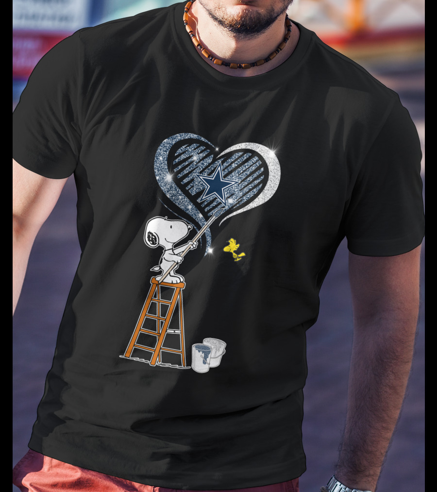 Snoopy And Woodstock Painting Glittery Heart With Dallas Cowboys Star T-Shirt