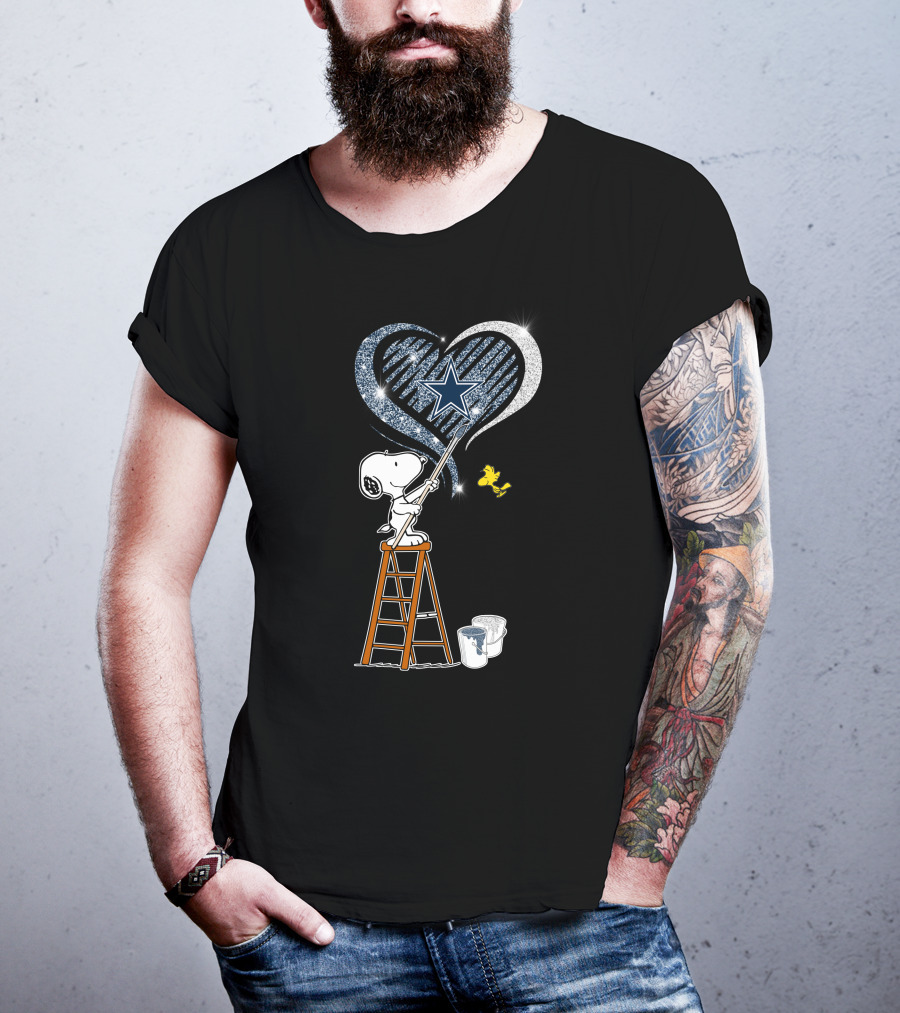 Snoopy And Woodstock Painting Glittery Heart With Dallas Cowboys Star T-Shirt