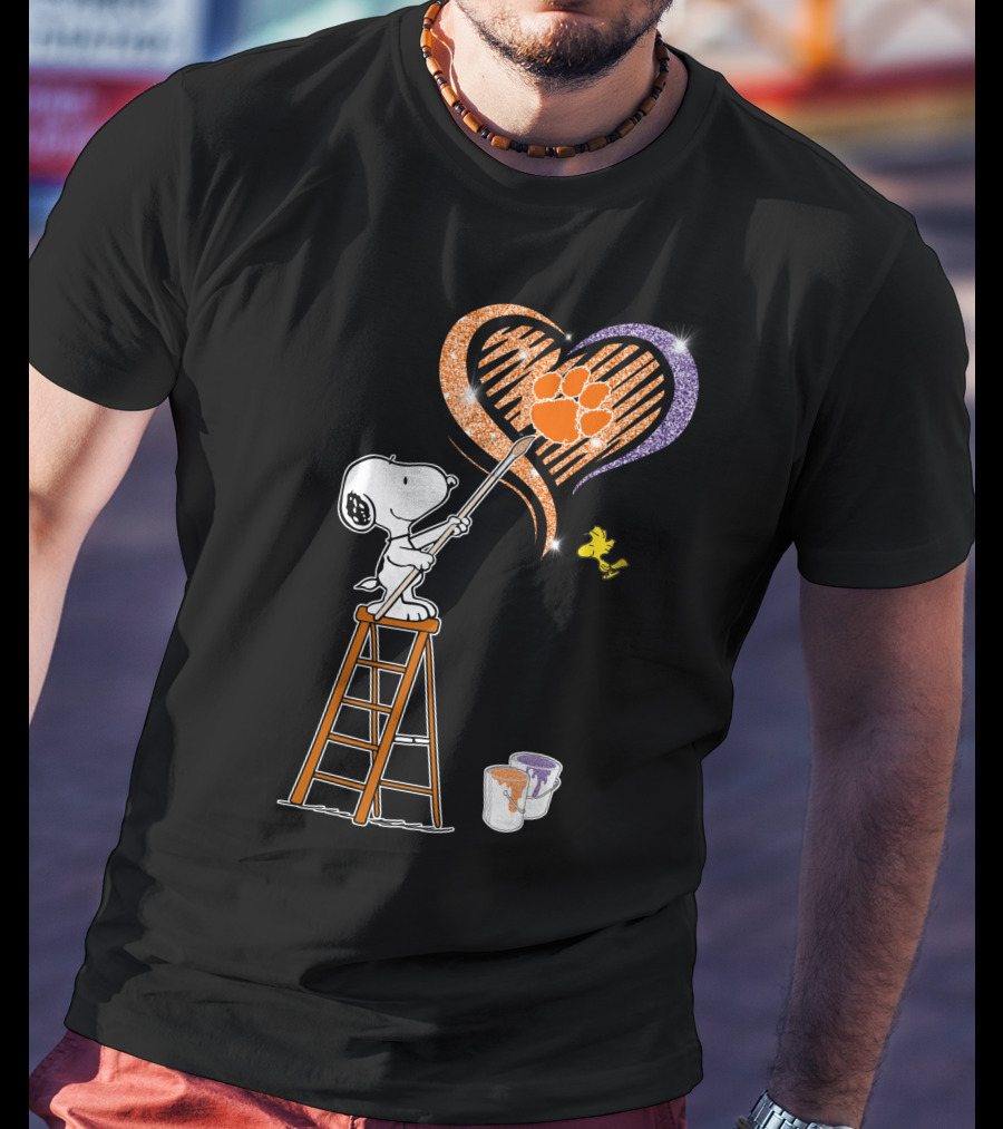 Snoopy Painting Clemson Tigers Heart With Paw Print And Woodstock T-Shirt