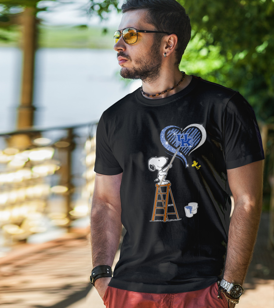 Snoopy Painting Heart Uk Kentucky Wildcats T-Shirt