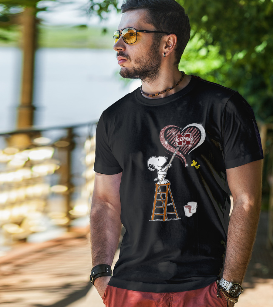 Snoopy Painting Mississippi State Heart With Woodstock T-Shirt