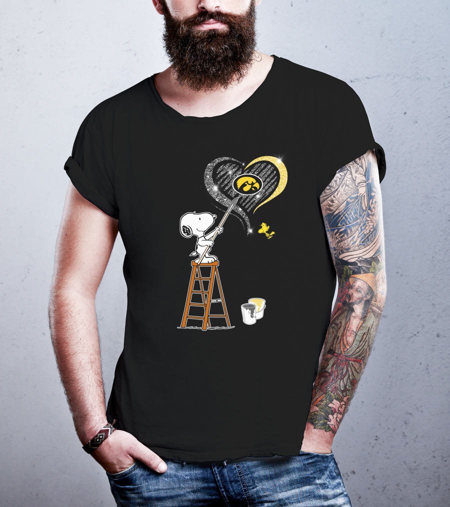 Snoopy Painting Iowa Hawkeyes Heart Ncaa T-Shirt