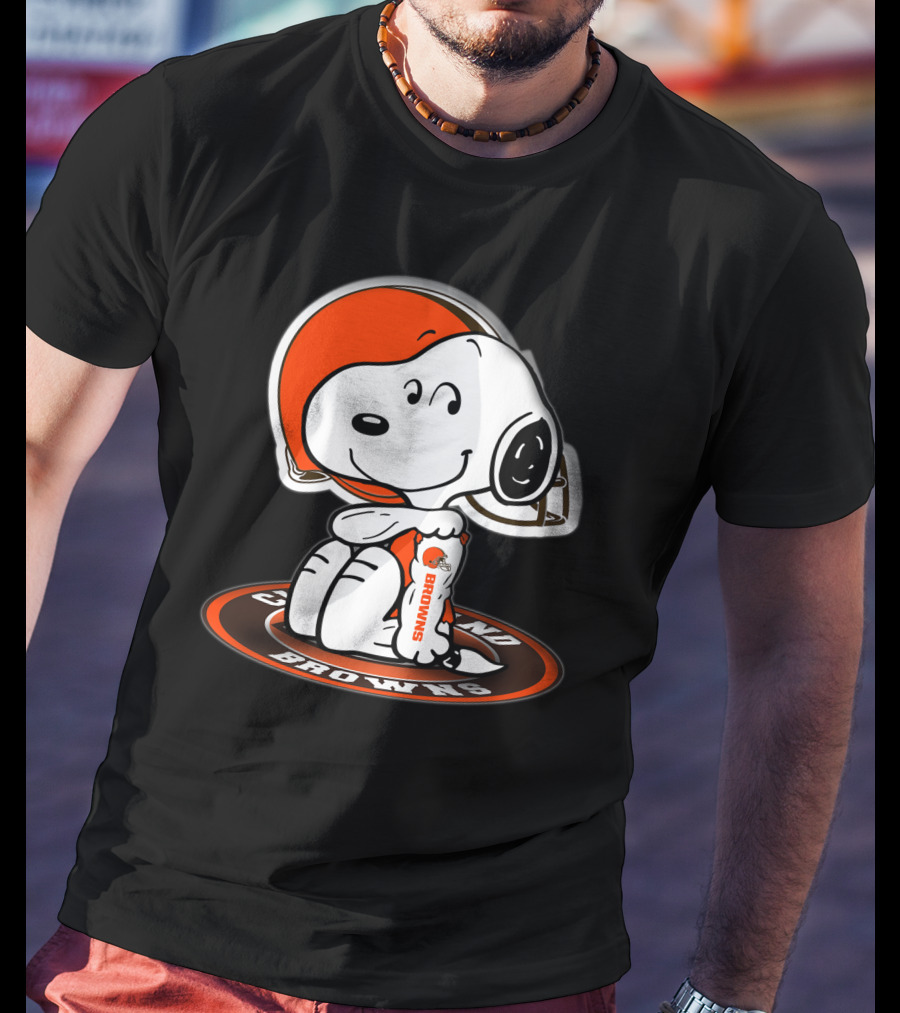 Snoopy Cleveland Browns Hugging Football Helmet T-Shirt