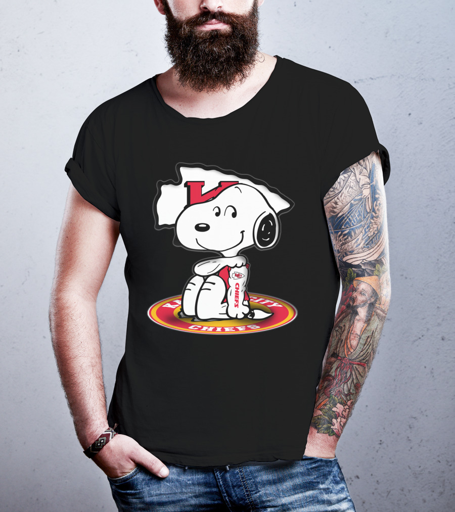 Kansas City Chiefs Snoopy Peanuts Nfl Fan Gear T-Shirt