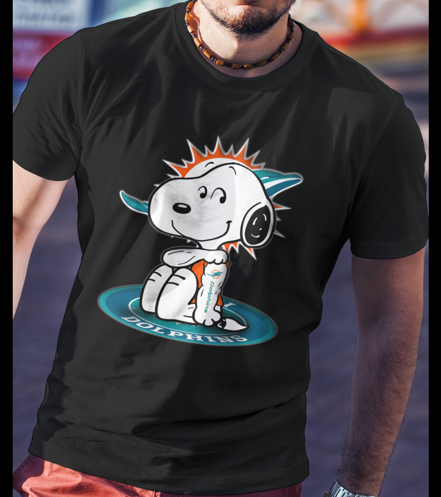 Snoopy Miami Dolphins Fan Football T-Shirt
