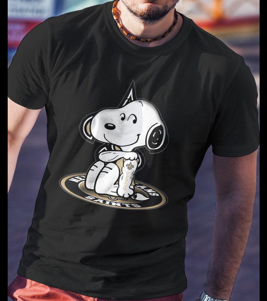 Snoopy Hugging New Orleans Saints Logo Nfl Fan Gear T-Shirt
