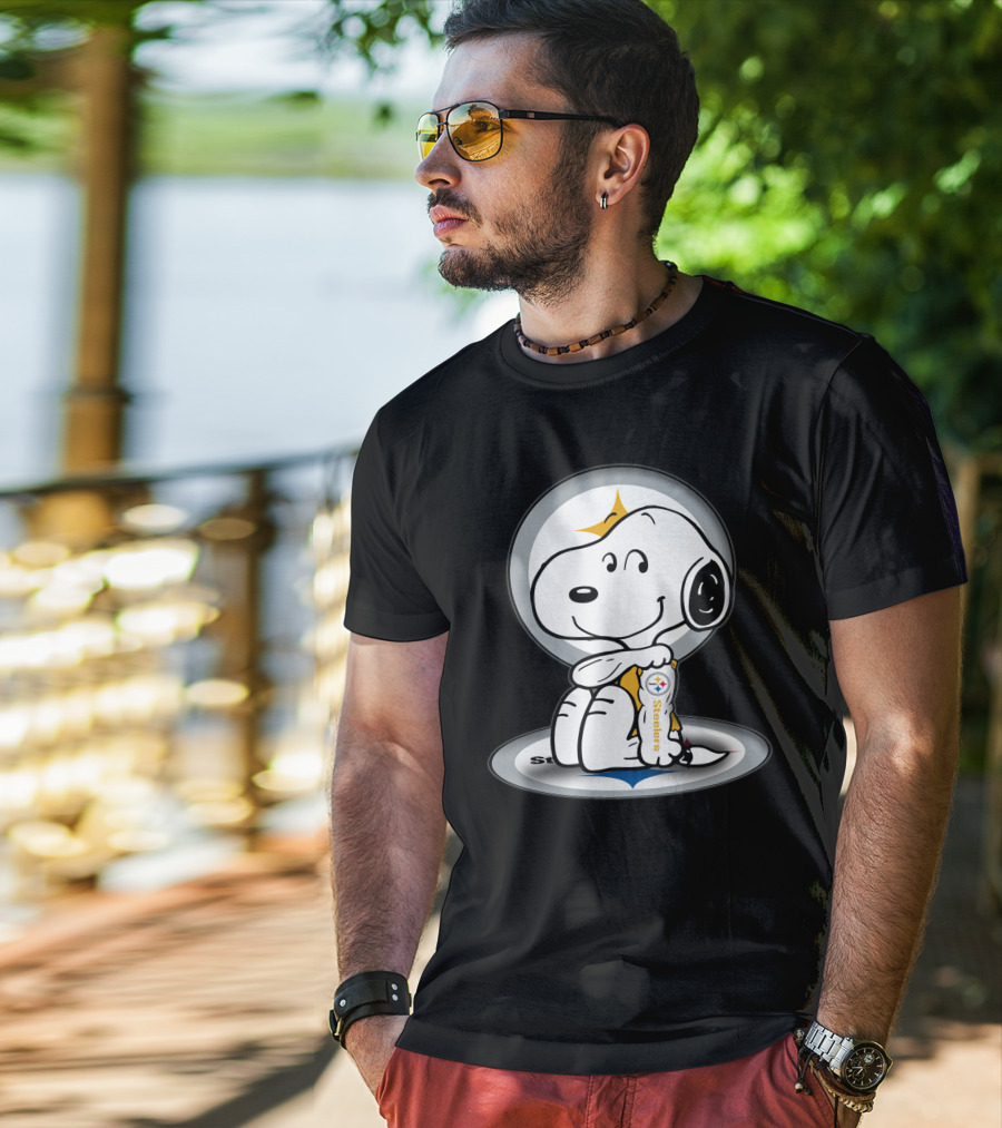 Snoopy Holding Pittsburgh Steelers Football T-Shirt