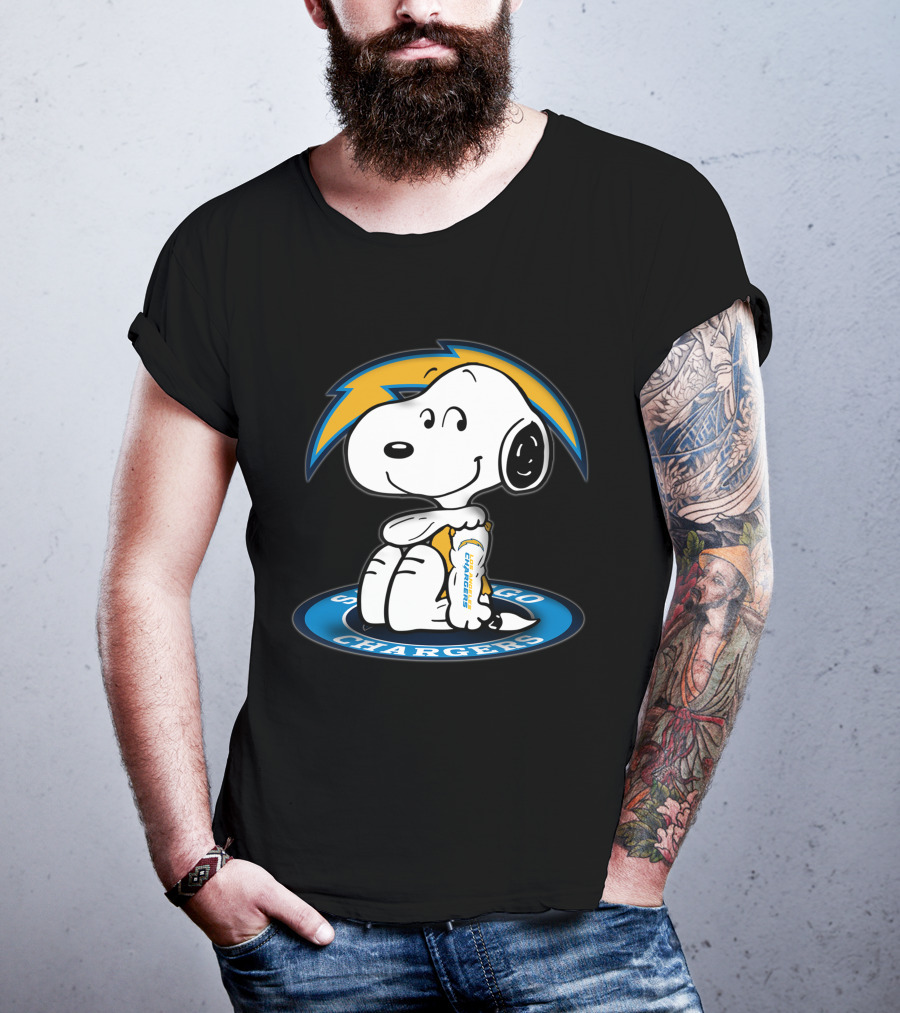 Snoopy Holding Los Angeles Chargers Helmet San Diego Chargers T-Shirt