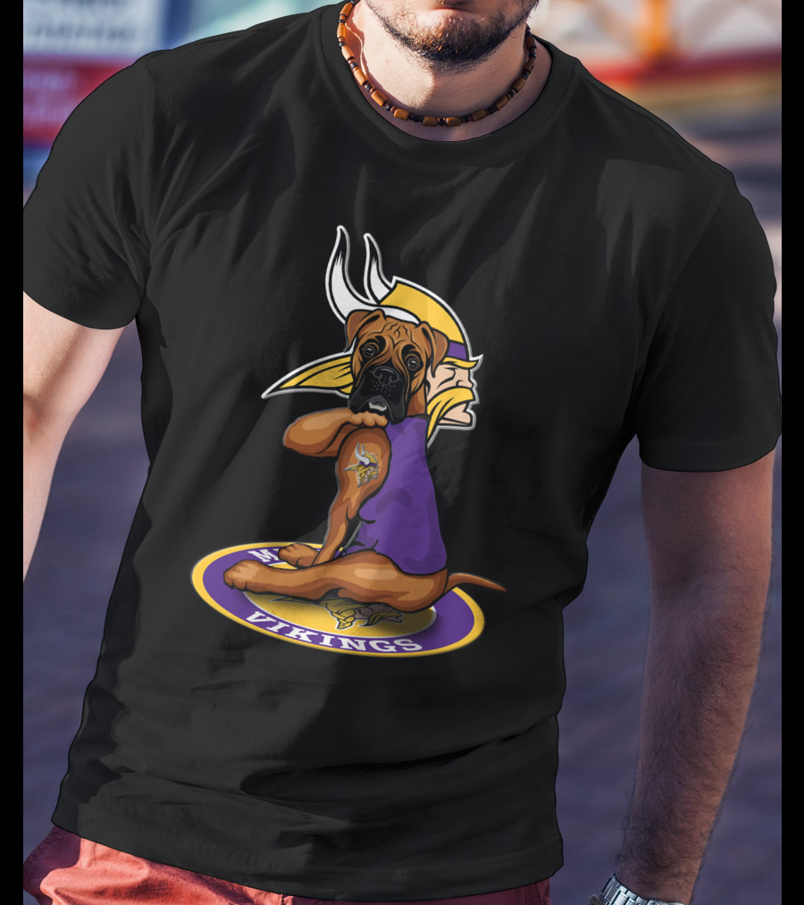Minnesota Vikings Dog In Vikings Logo Pose With 18 On Helmet T-Shirt
