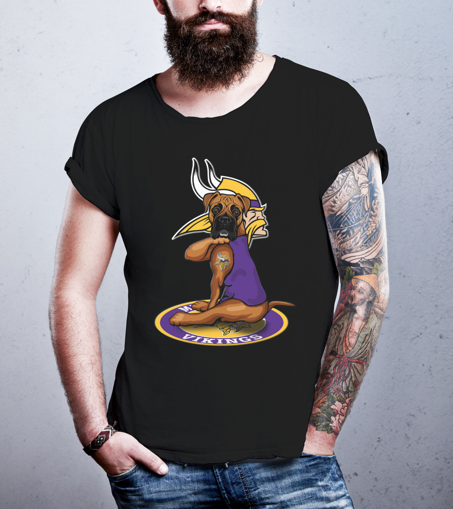 Minnesota Vikings Dog In Vikings Logo Pose With 18 On Helmet T-Shirt