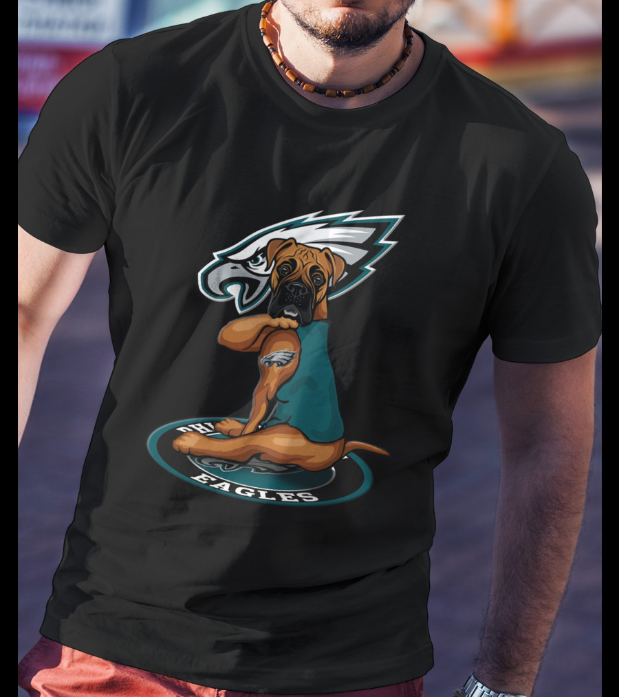 Philadelphia Eagles Boxer Dog Football T-Shirt