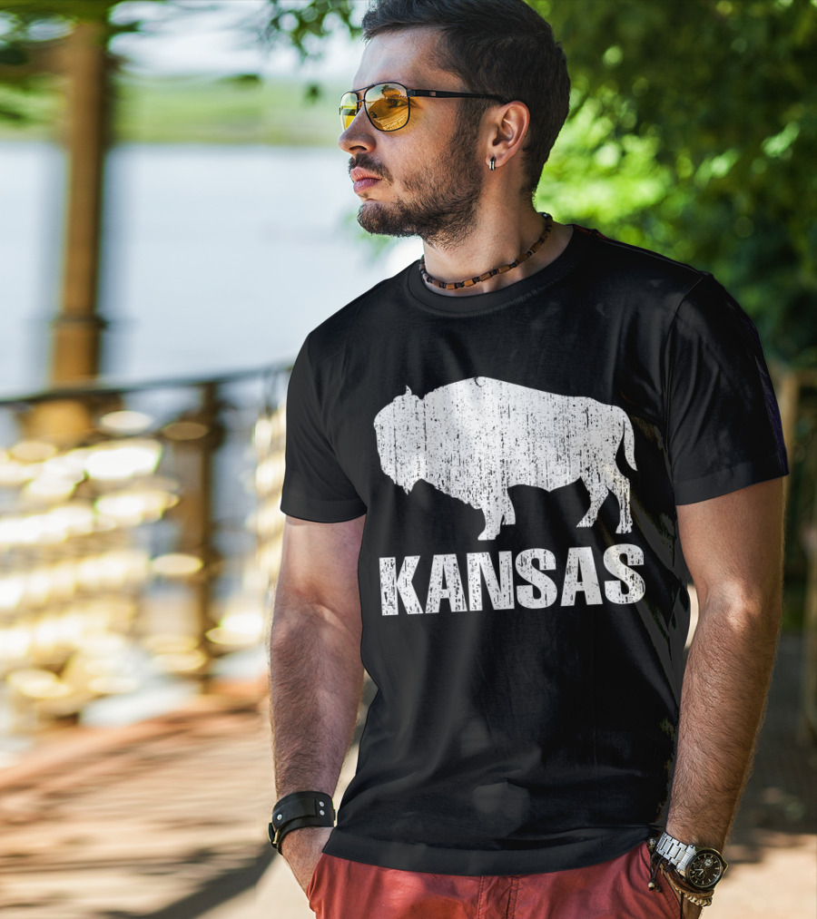 Distressed Kansas State Buffalo T-Shirt