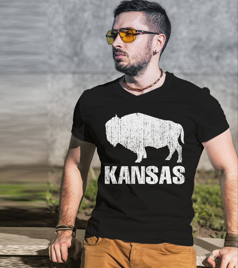 Distressed Kansas State Buffalo T-Shirt