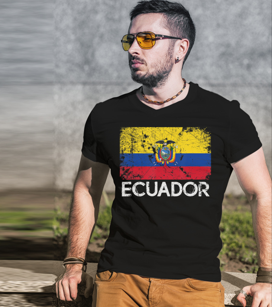 Ecuador Vintage Flag Grunge T-Shirt