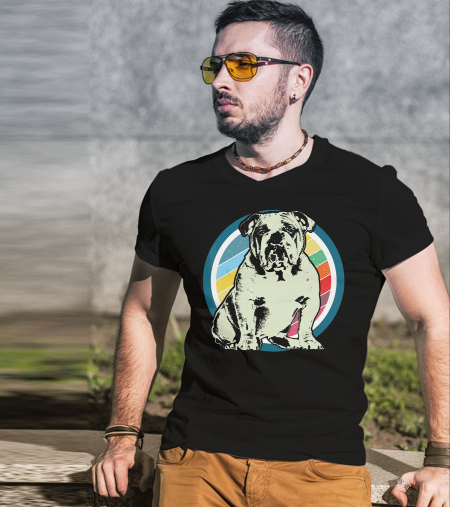 English Bulldog Retro Style Rainbow Circle T-Shirt