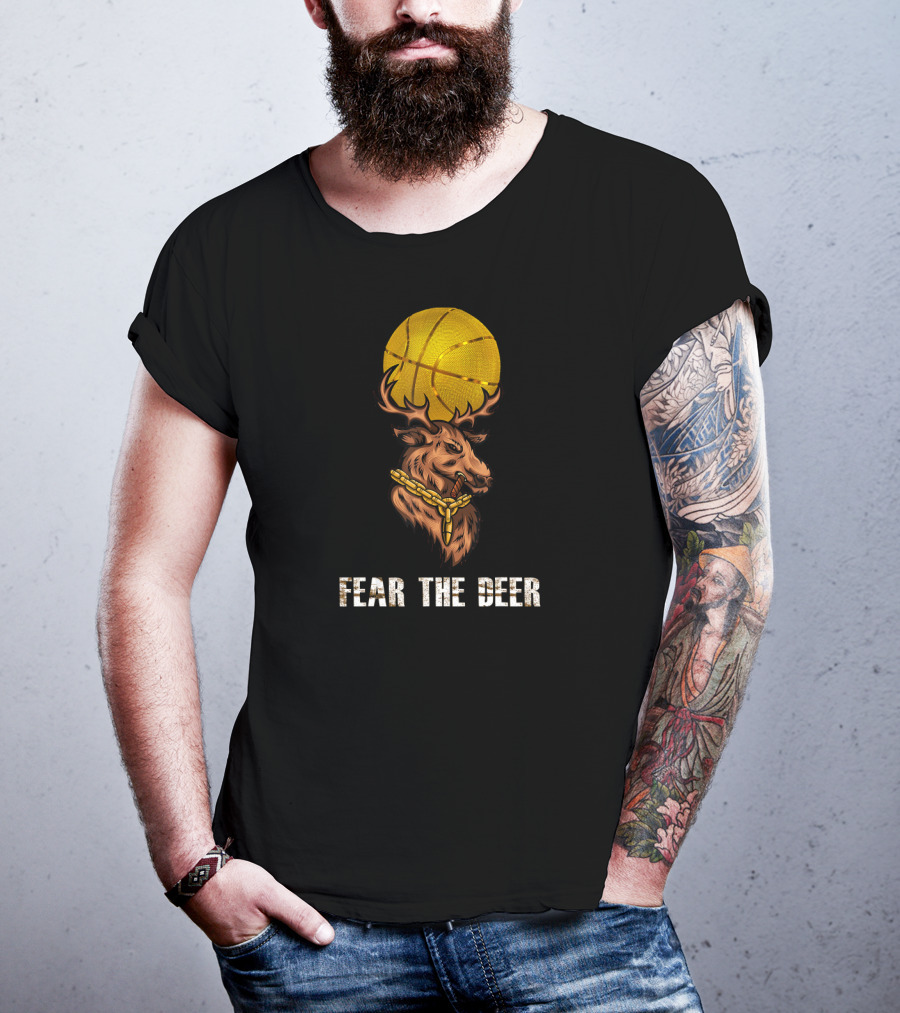 Fear The Deer Milwaukee Basketball Buck With Gold Chain And Basketball T-Shirt