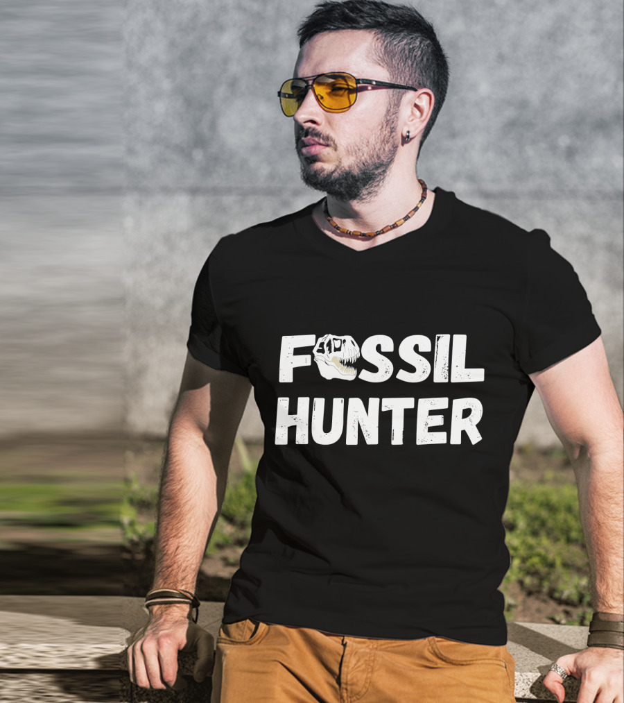 Fossil Hunter Dinosaur Archeology T-Rex Skull T-Shirt