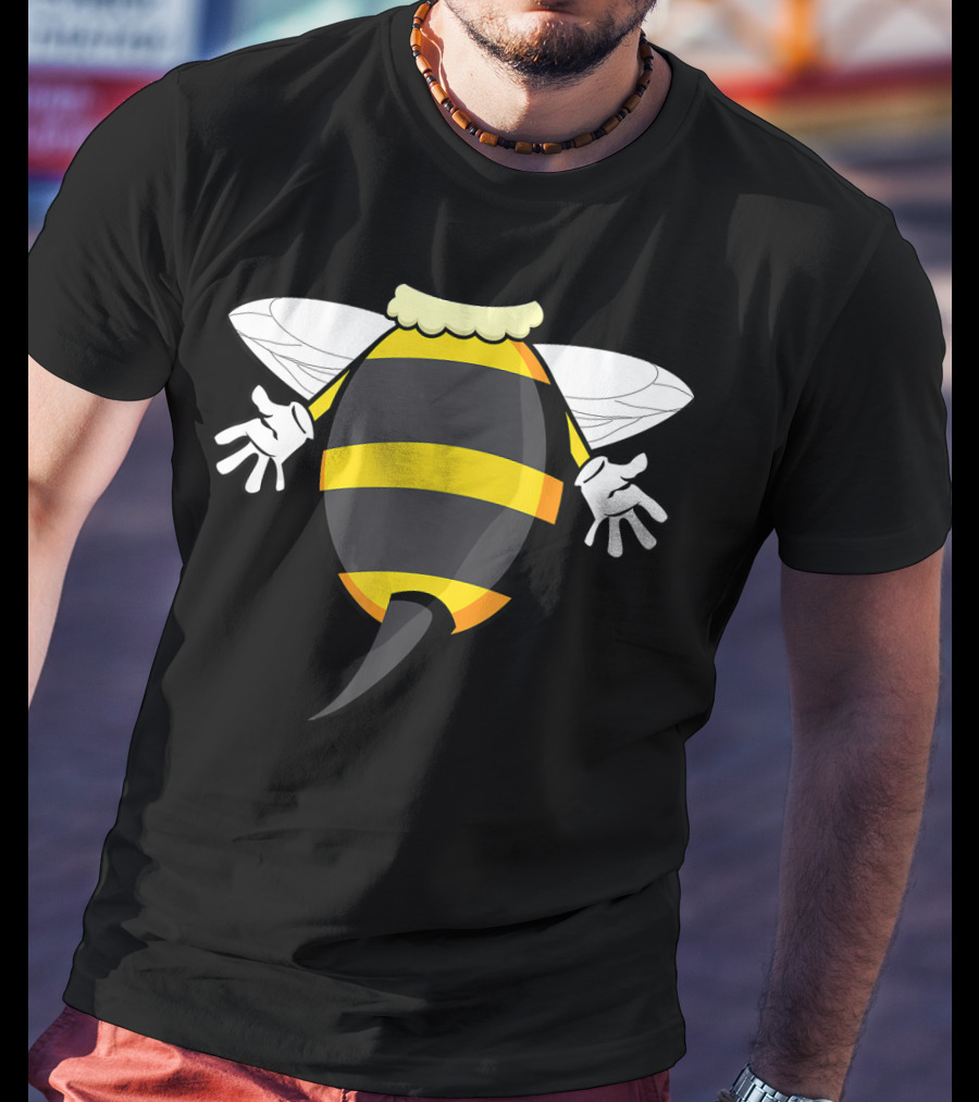 Funny Bee Costume Buzzing Honeybee Look T-Shirt