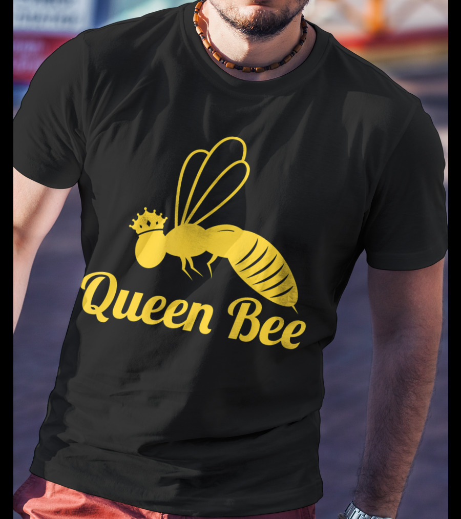 Queen Bee Funny Beekeeper Beekeeping T-Shirt