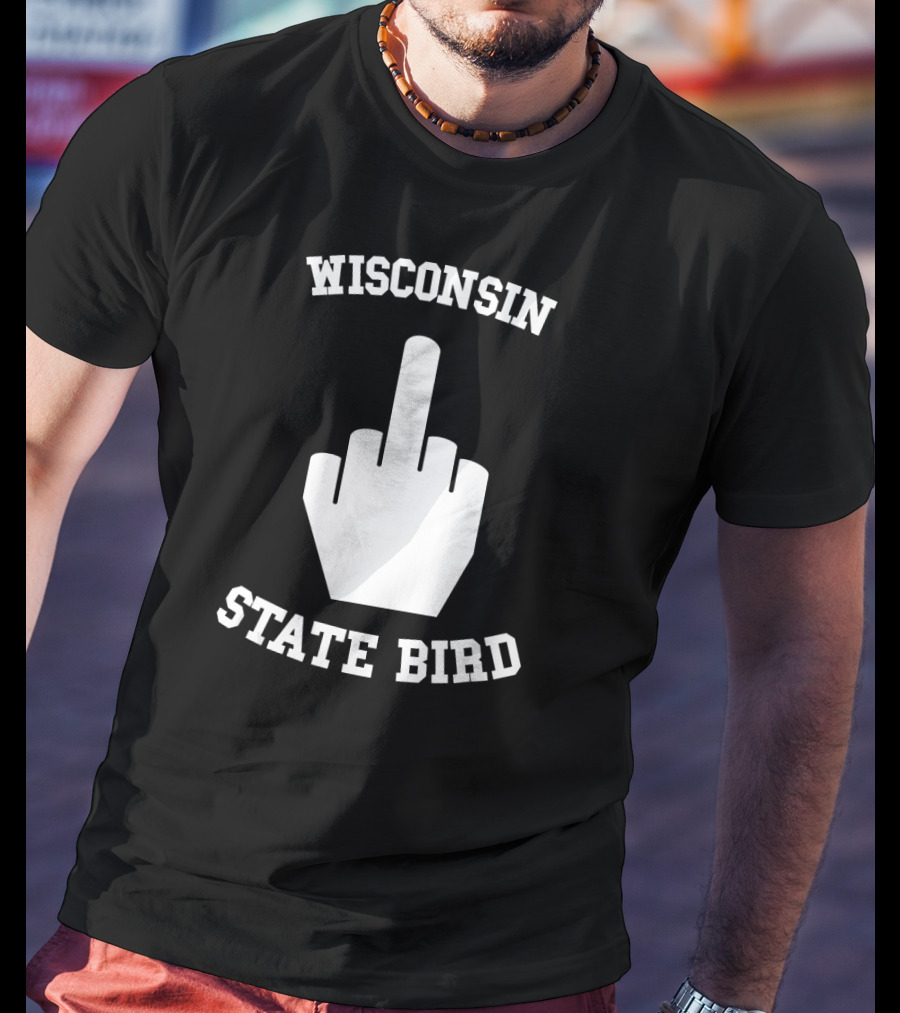 Wisconsin State Bird Funny Joke Flipping Off Iconic Gesture T-Shirt