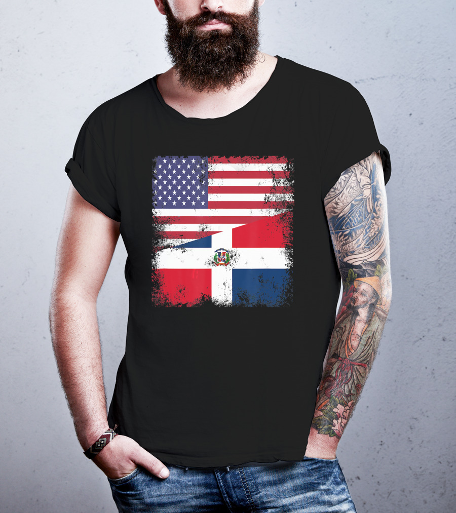 Half Dominican Flag Vintage USA American Dominican Grunge T-Shirt