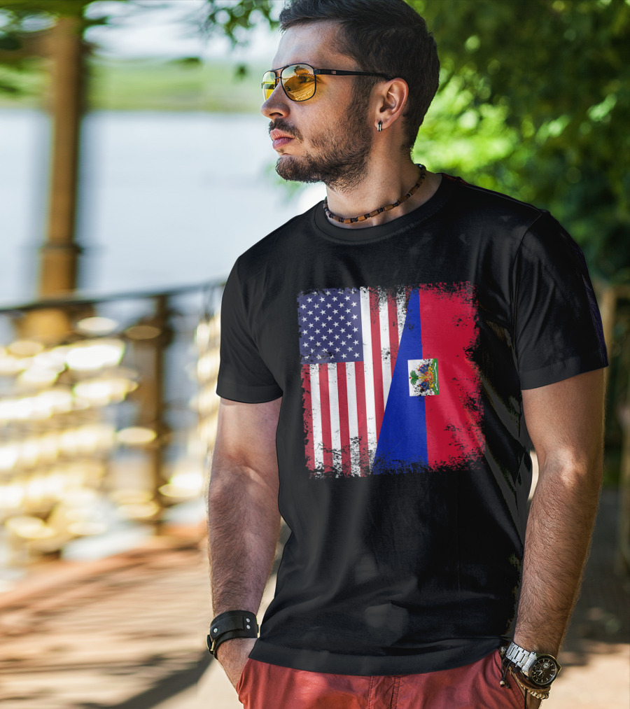Half Haitian Flag Vintage Haiti U USA Grunge Style Flag Fusion T-Shirt