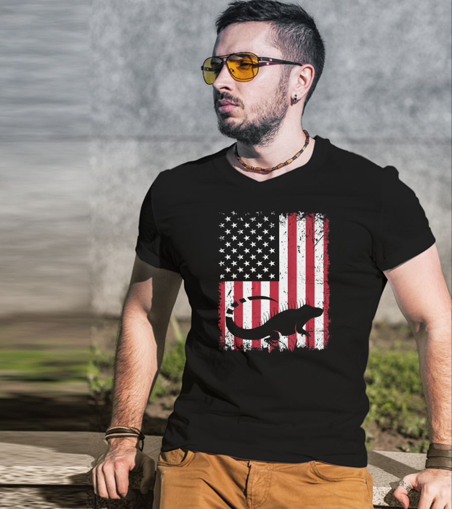 American Flag Iguana Silhouette On Distressed Stars And Stripes Background T-Shirt