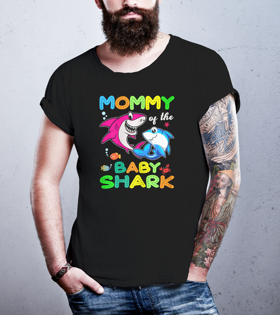 Mommy Of The Baby Shark Funny Birthday Family T-Shirt