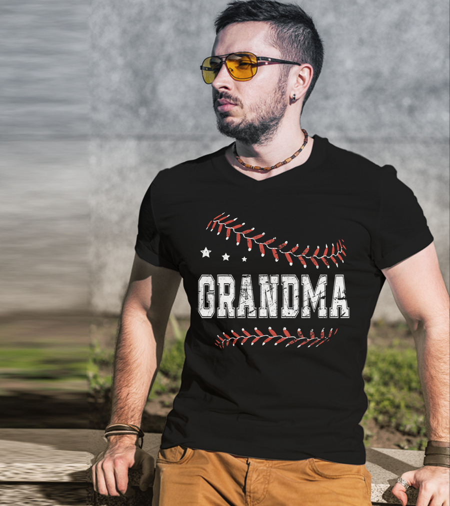 Grandma Baseball Love With Stars And Stitching T-Shirt