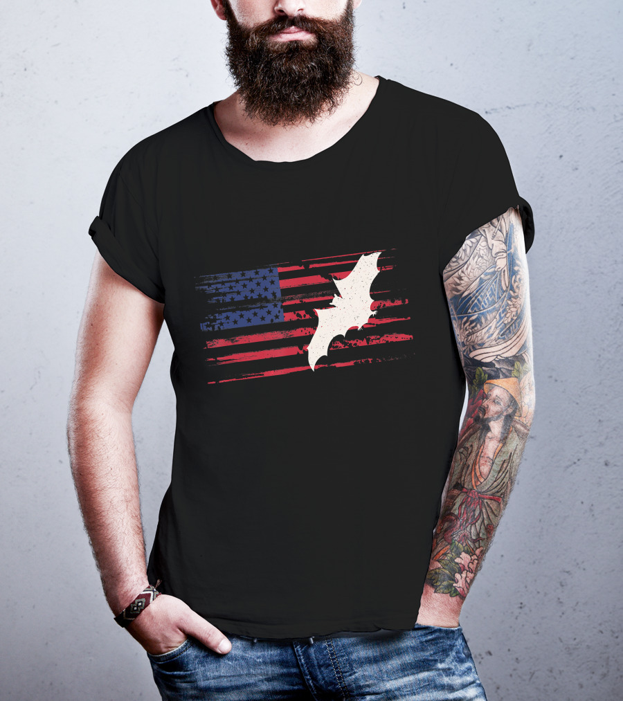 US American Flag Bat Silhouette Patriotic Flying Animal T-Shirt