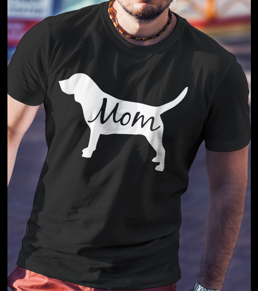 Beagle Silhouette Mom T-Shirt