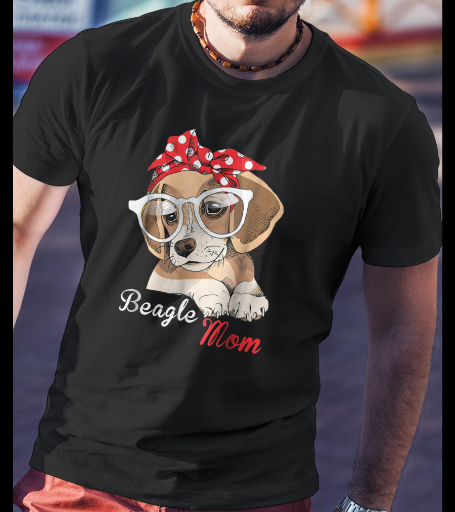 Beagle Mom Cute Beagle Dog With Glasses And Red Polka Dot Bow T-Shirt