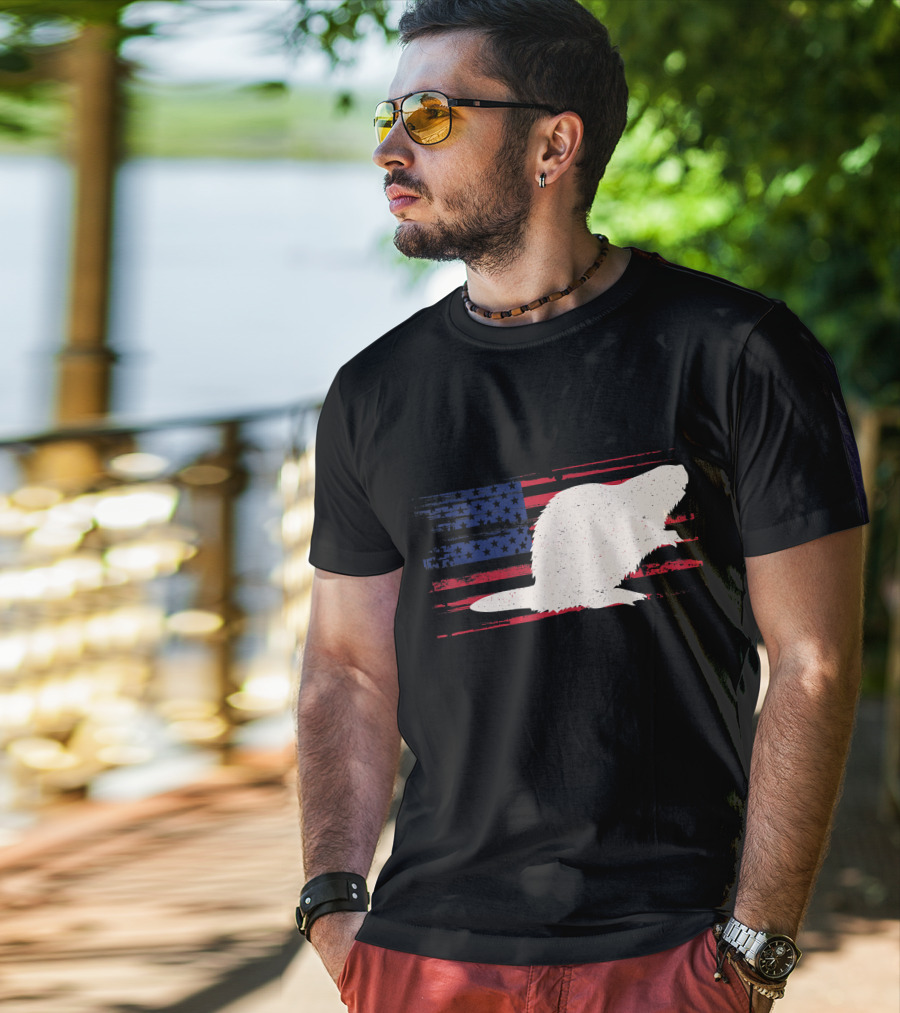 Beaver Silhouette Over Distressed US American Flag Rodent T-Shirt