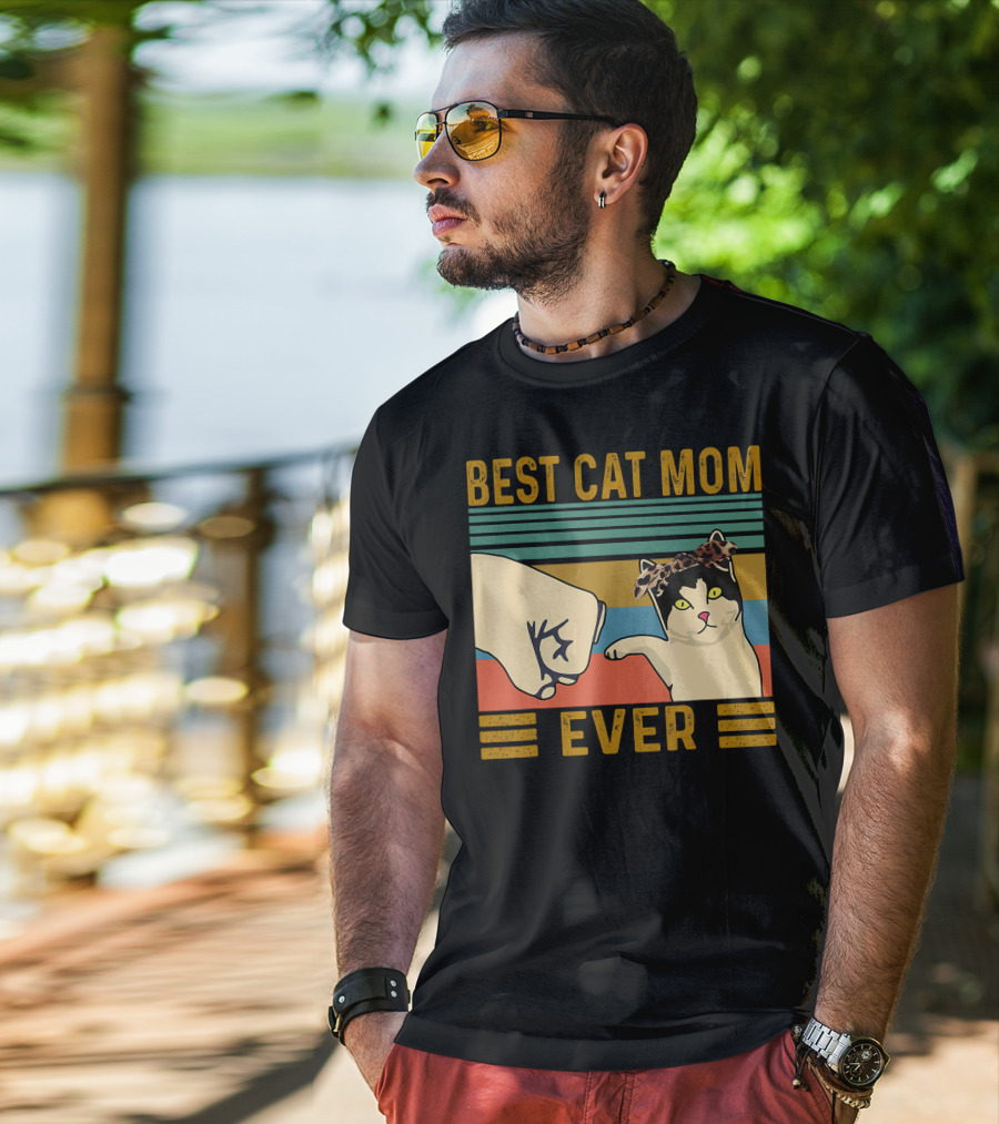 Best Cat Mom Ever Fist Bump Vintage Retro Cat With Headband T-Shirt