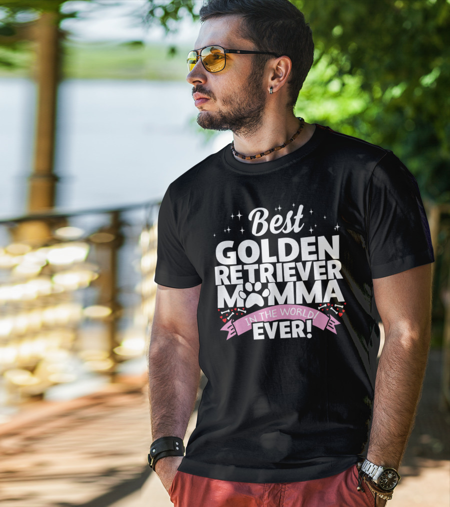 Best Golden Retriever Momma In The World Ever T-Shirt