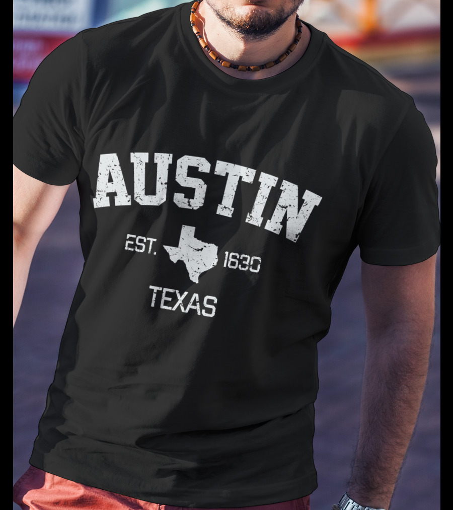 Austin Texas Est. 1839 Vintage Style With Texas Map T-Shirt