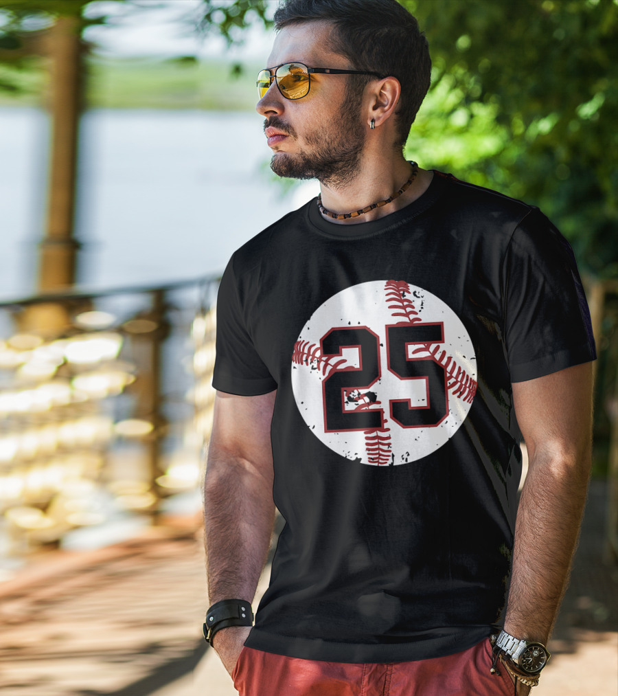 Vintage Baseball Number 25 Circle Pattern Cool Sof T-Shirt