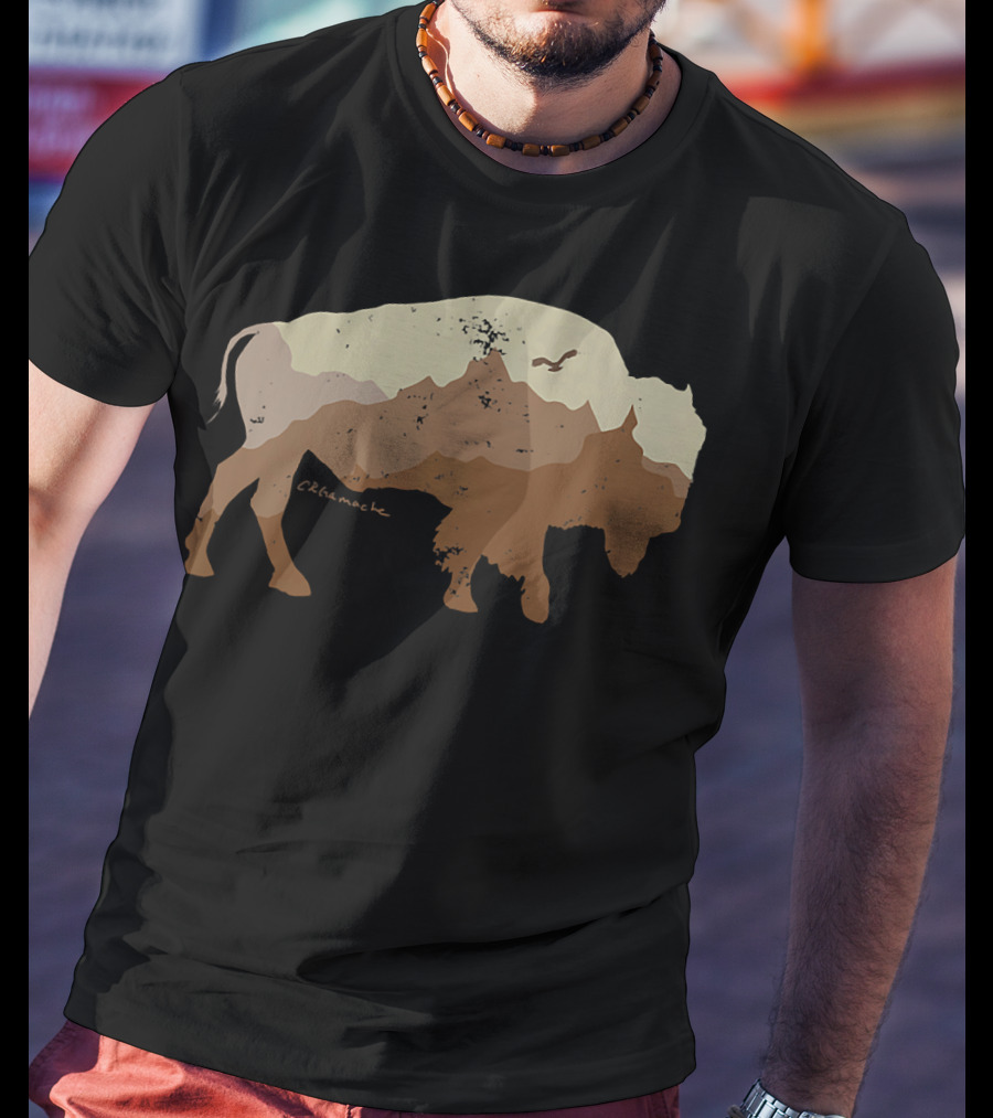 Vintage Bison Mountains Eagle Outdoor Cetanluta T-Shirt