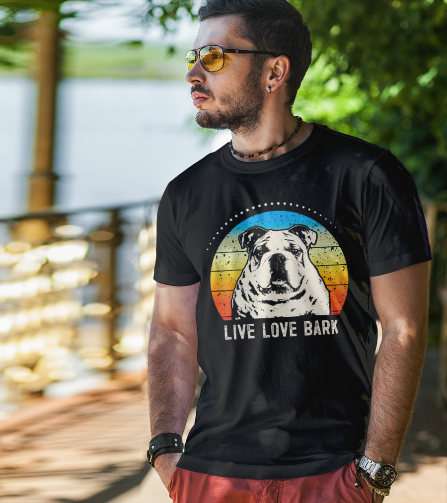 Live Love Bark Vintage English Bulldog Retro Sunset T-Shirt
