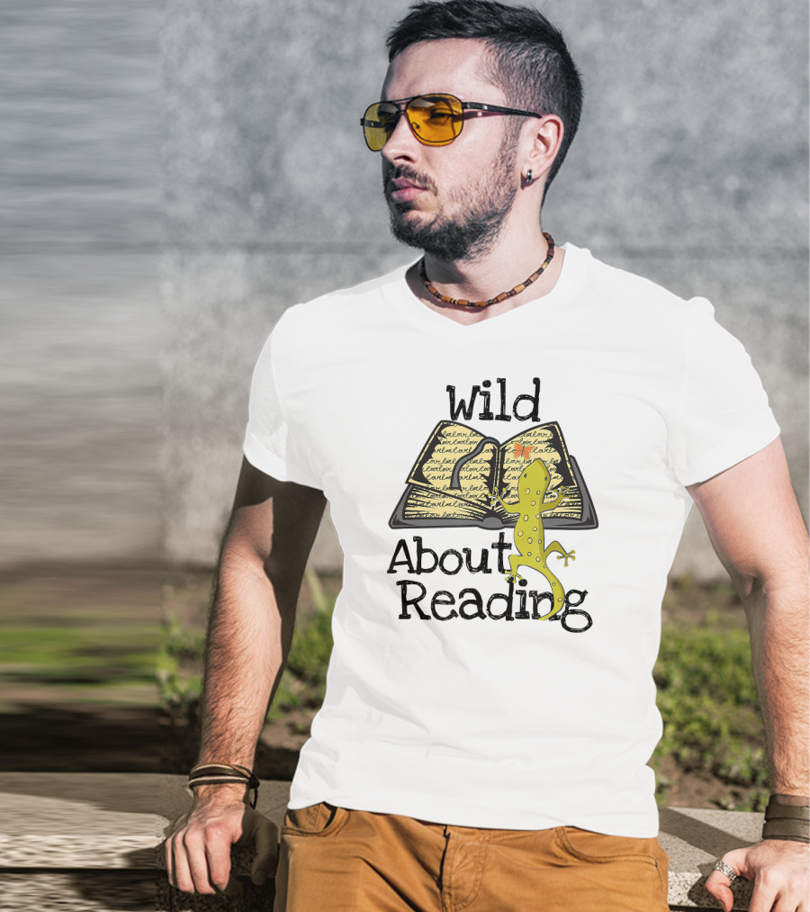 Wild About Reading Gecko Book Love T-Shirt