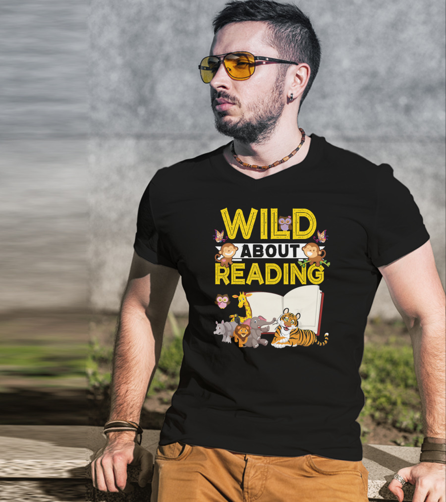 Wild About Reading Back To School Jungle Safari Animals Kids Book T-Shirt
