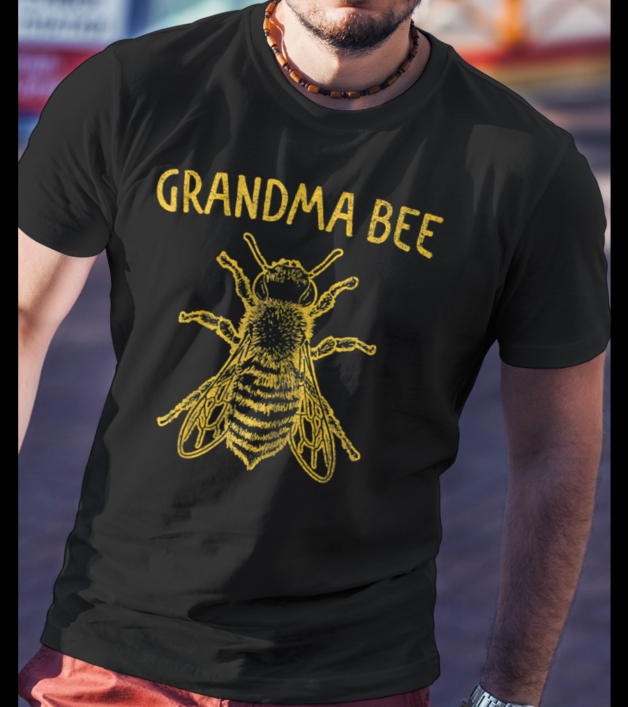 Grandma Bee Keeper Apia T-Shirt
