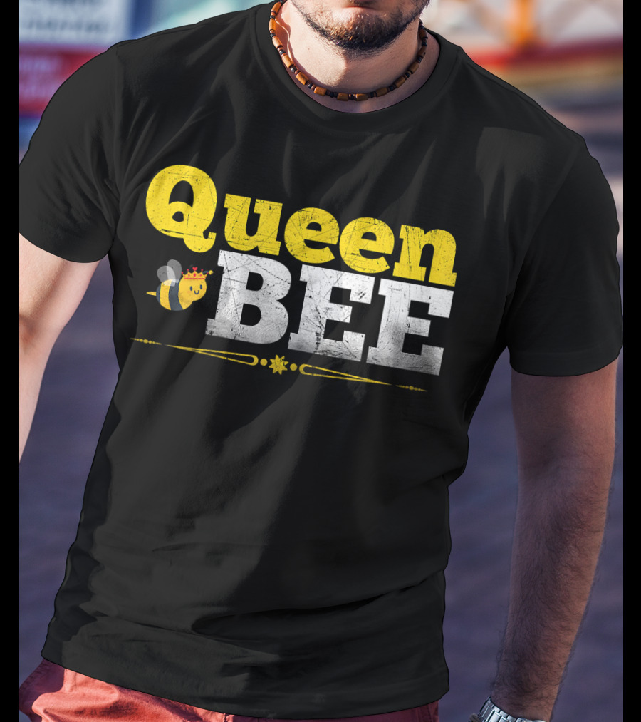 Queen Bee With Crown Boss Lady T-Shirt