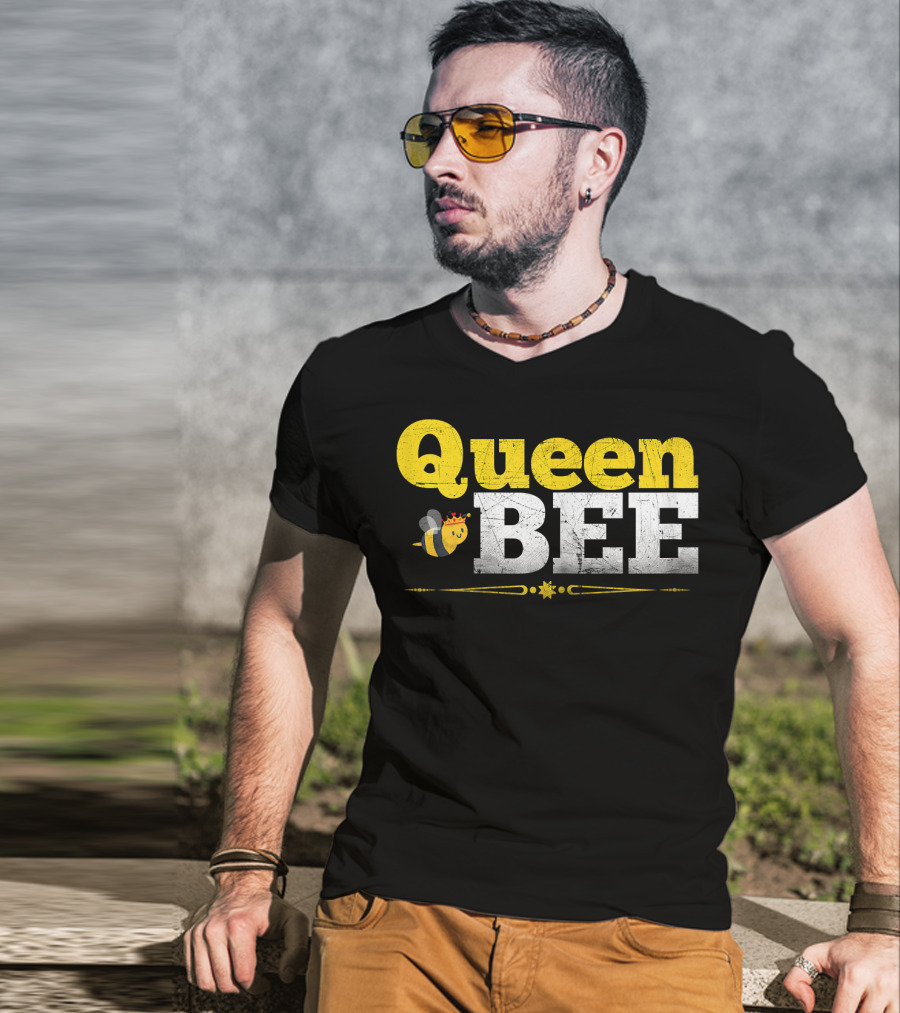 Queen Bee With Crown Boss Lady T-Shirt
