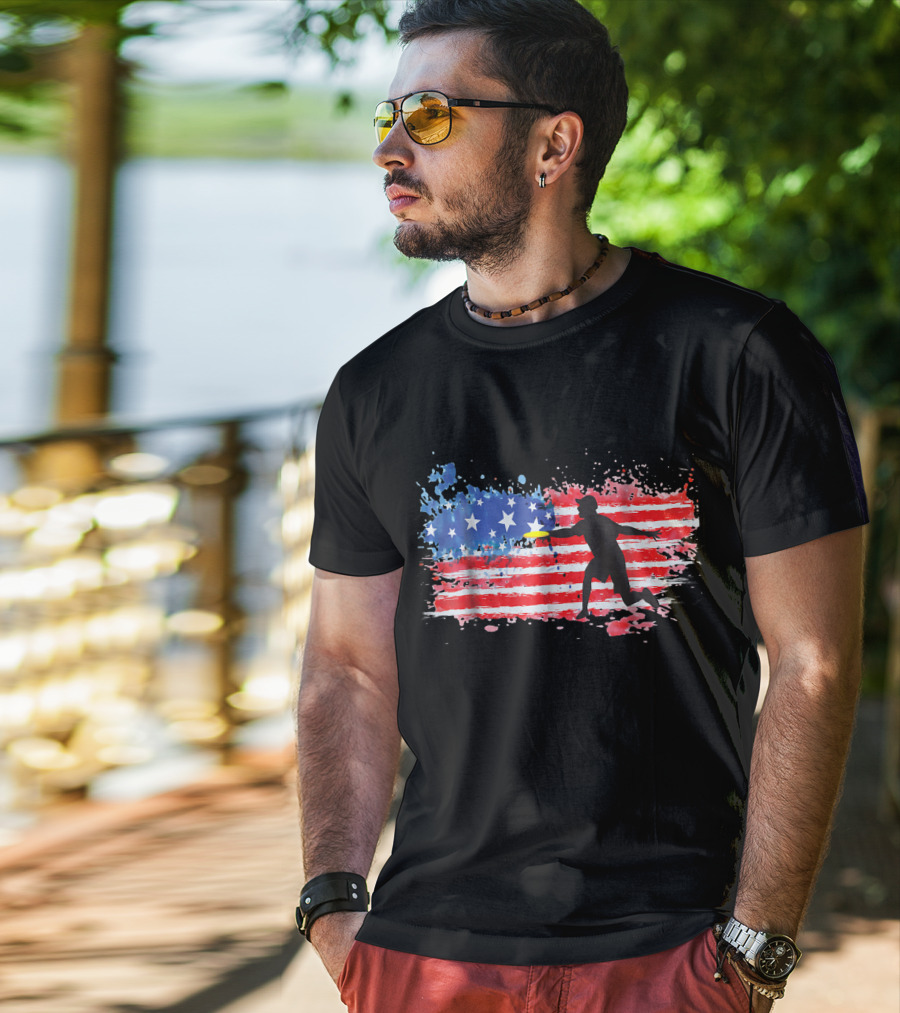 American Flag Frisbee Golf Player T-Shirt