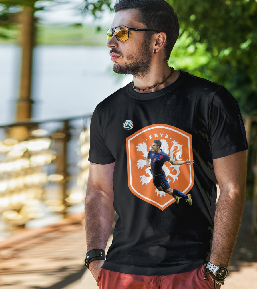 KNVB Netherlands Flying Header Football Icon Robin Van Persie T-Shirt