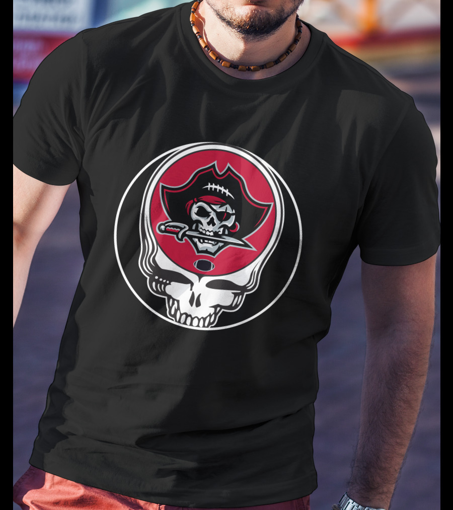 Tampa Bay Buccaneers Skull Logo With Football And Sword T-Shirt